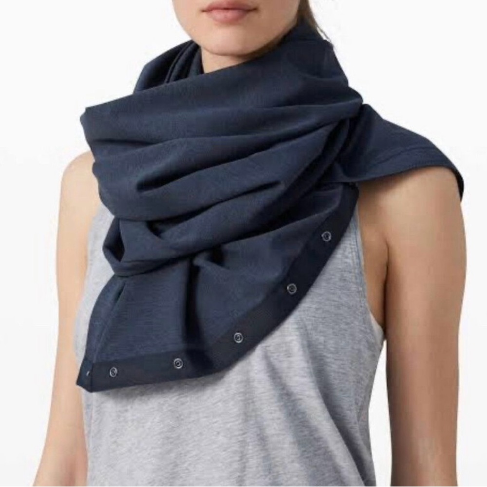 Lululemon Athletica Vinyasa Scarf